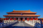 新能源车牌架 新能源车牌架防震贴正确贴的位置图片？